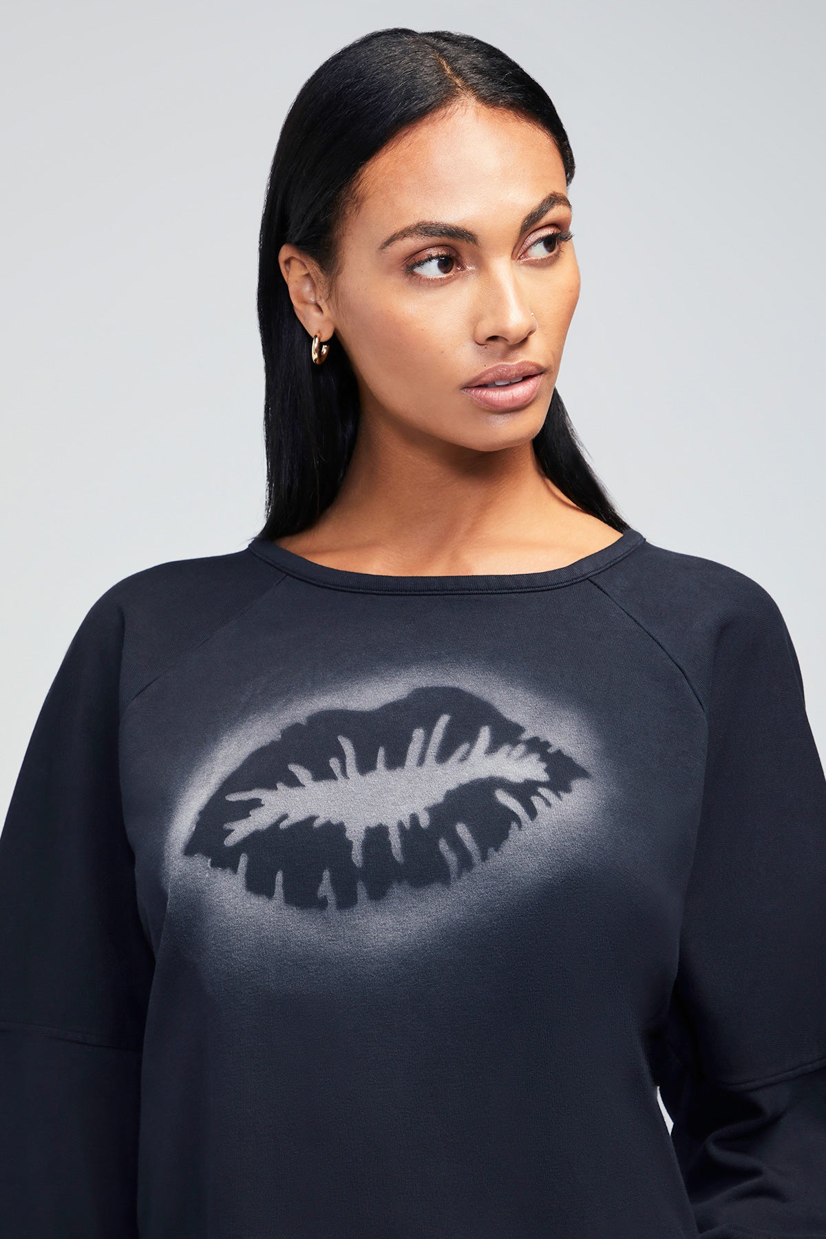 Salt Spray Lips Oliver Twist Pullover | Clean Black