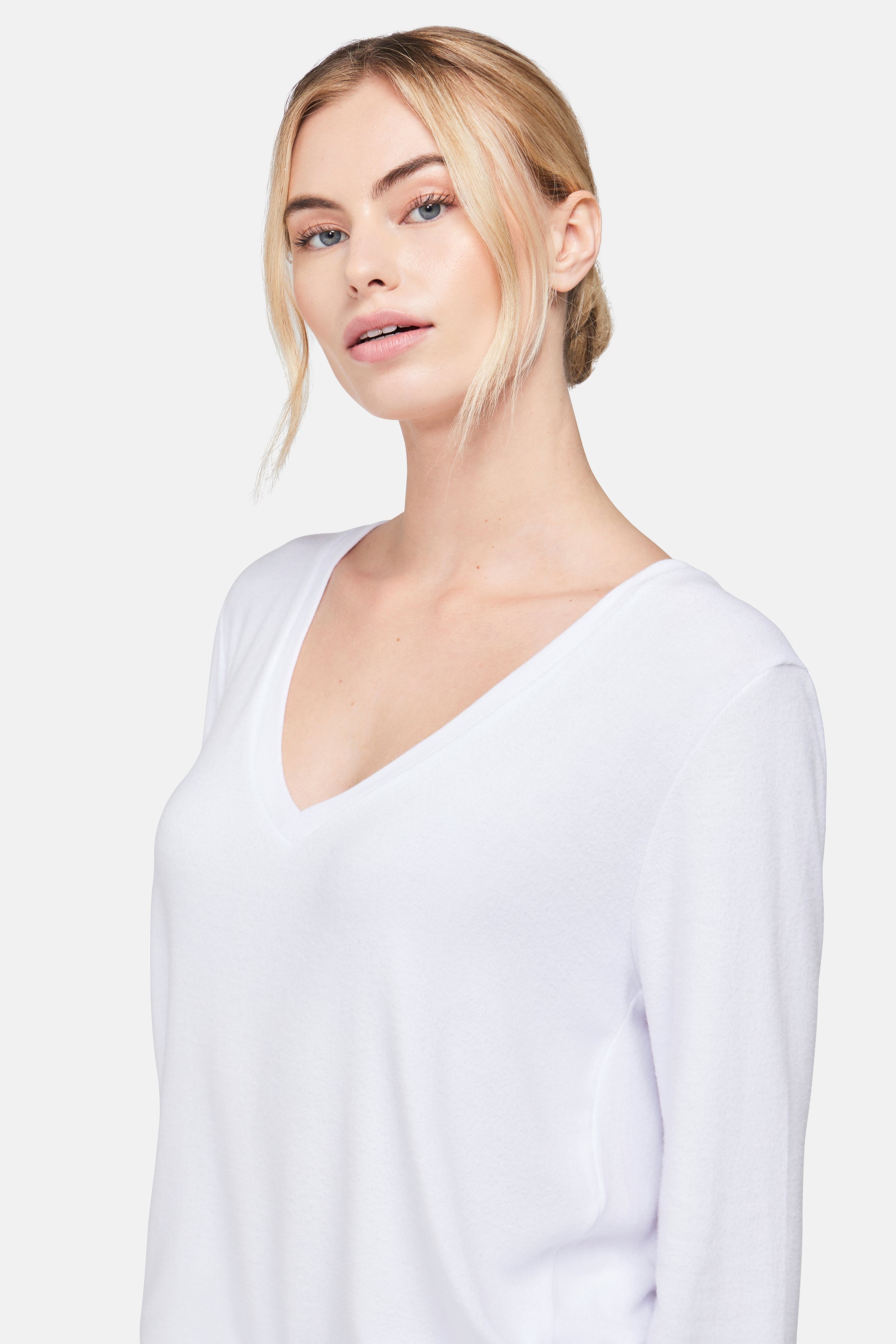 Baggy Beach Jumper Deep V | Clean White