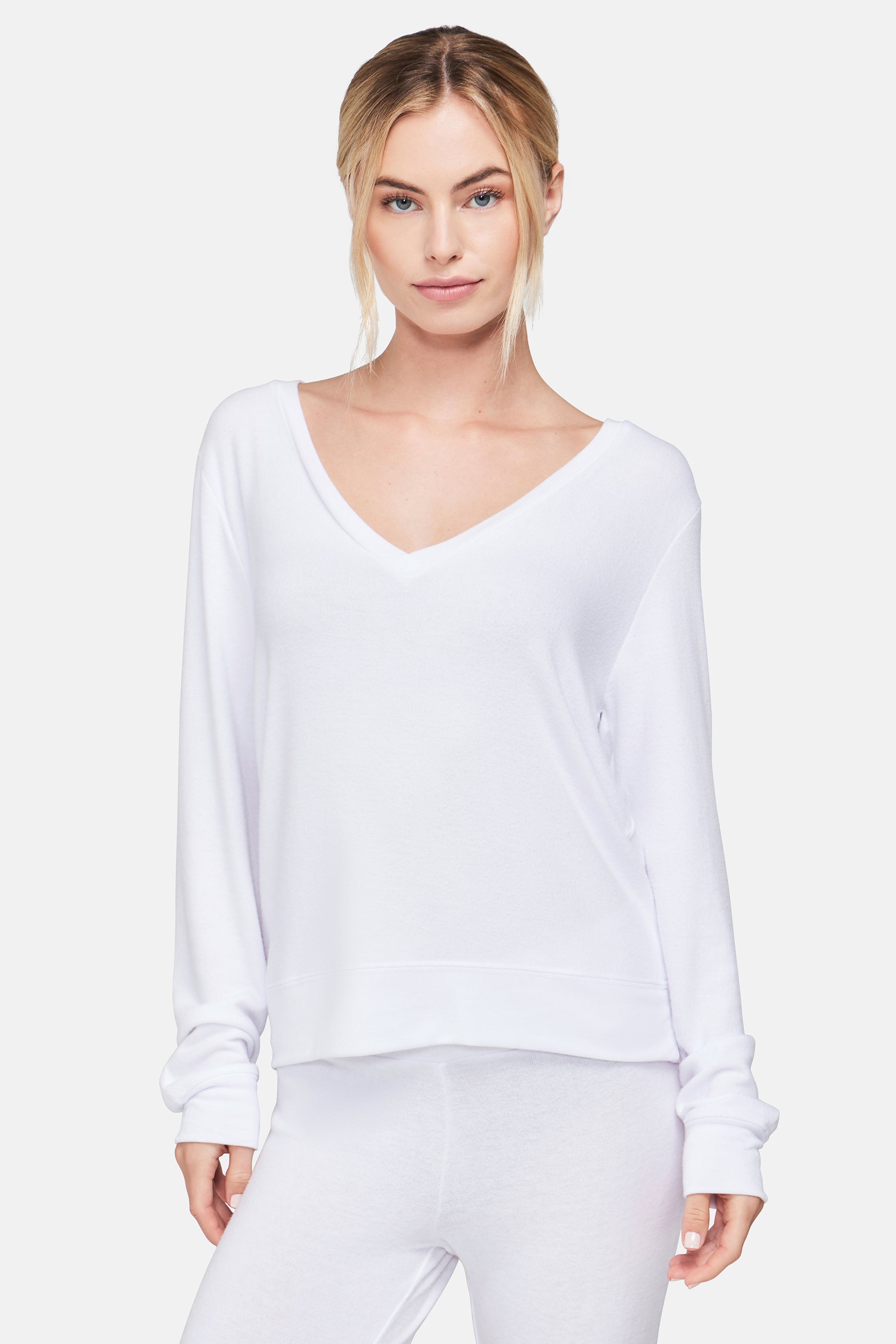 Baggy Beach Jumper Deep V | Clean White