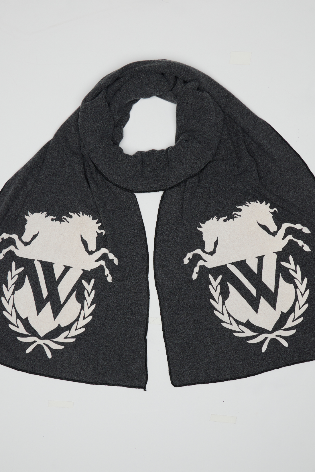 WFScarf-Old School Log | Clean Black