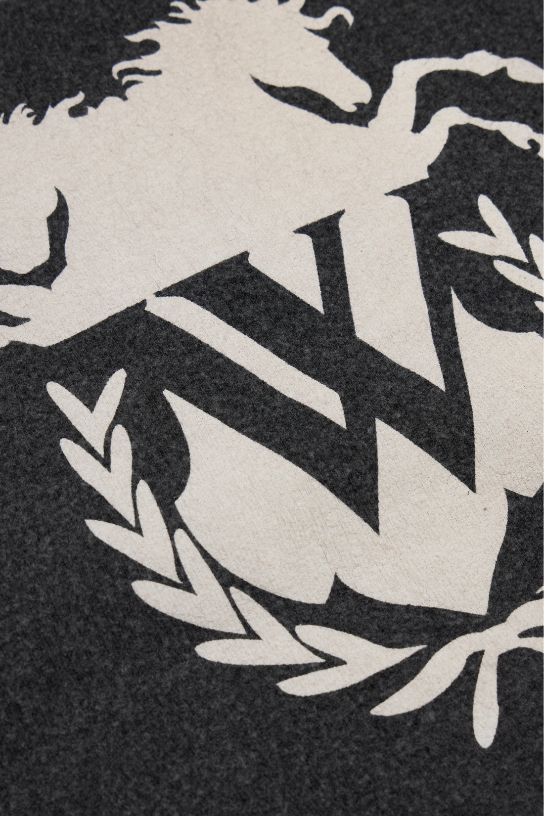 WFScarf-Old School Log | Clean Black