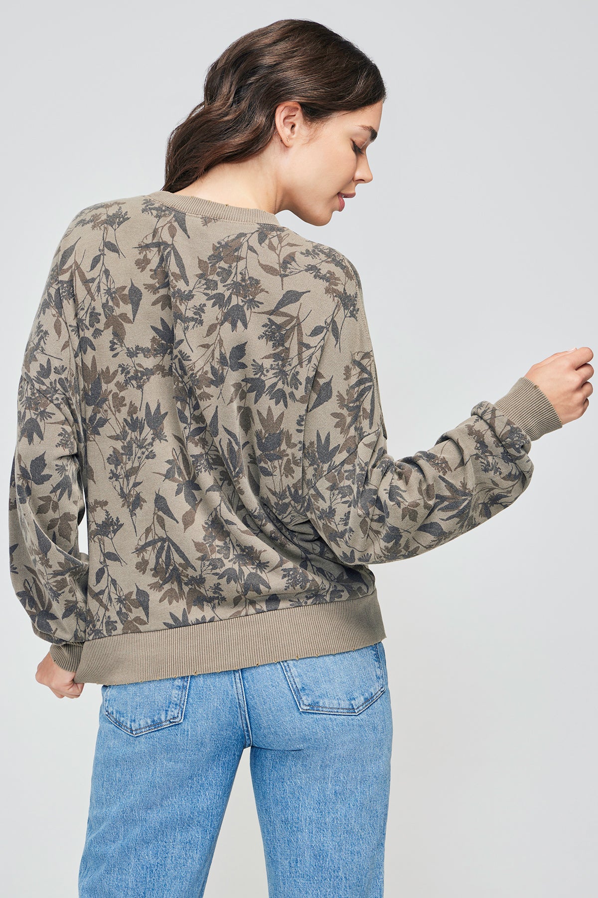 Wallflower Fifi Sweatshirt | Pigment Falcon