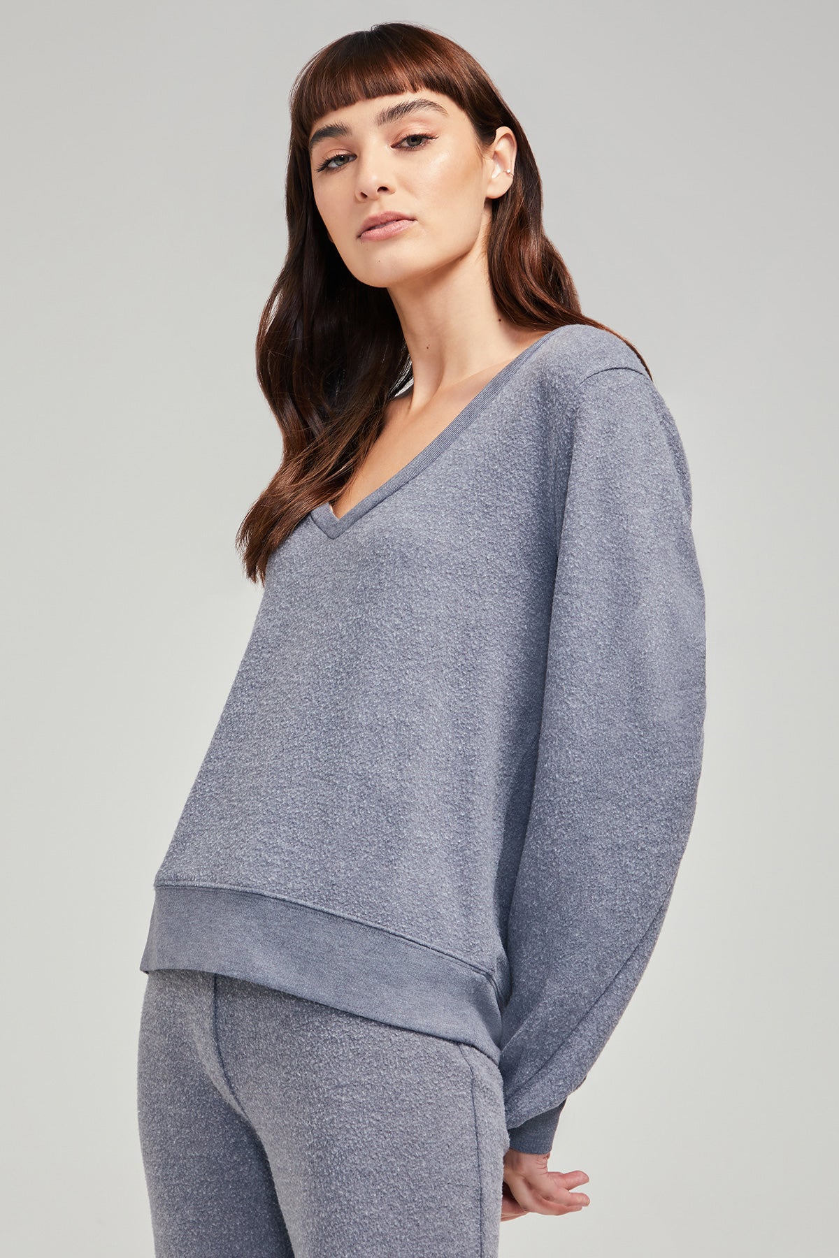 Baggy Beach Jumper Deep V | China Blue