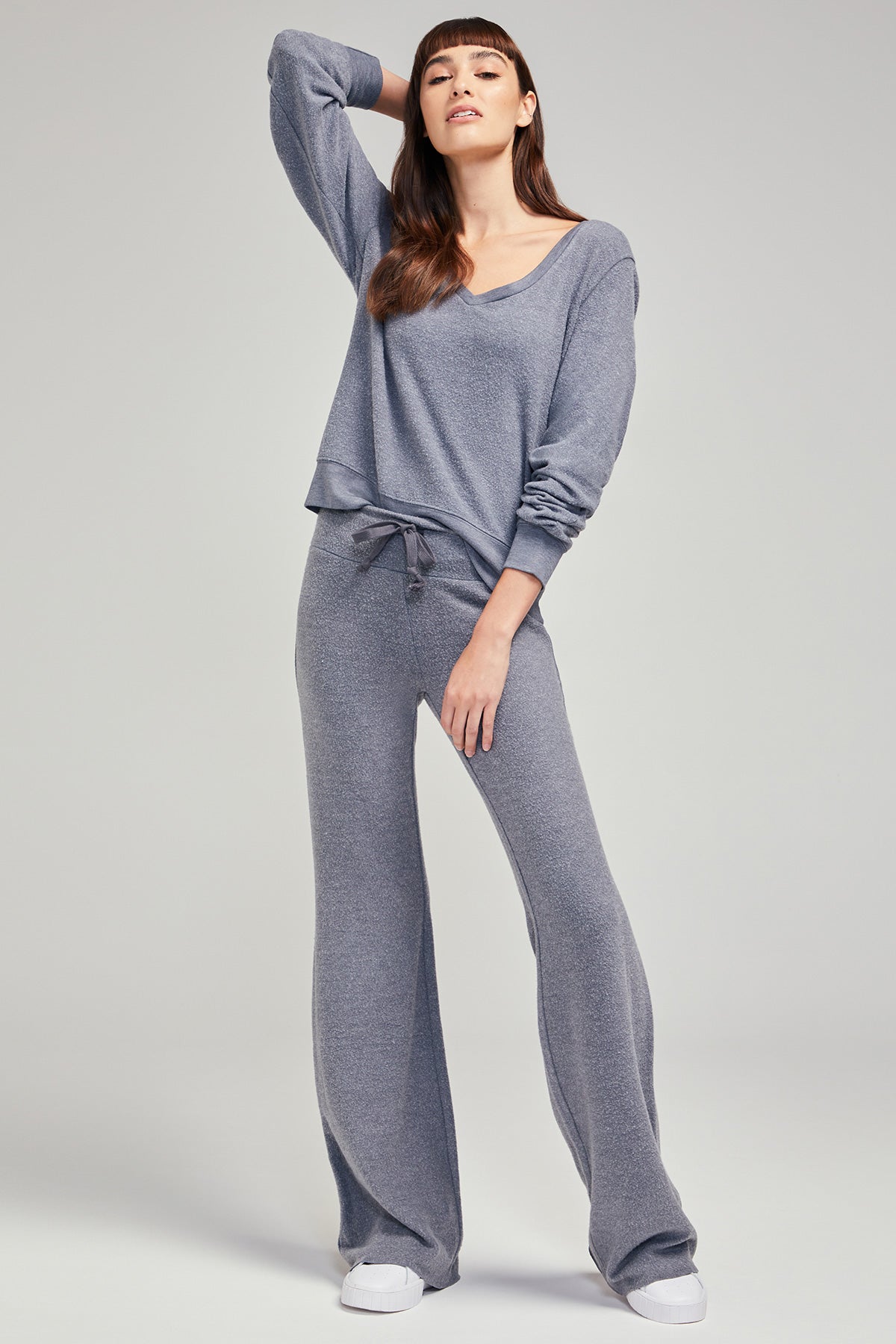 Baggy Beach Jumper Deep V | China Blue